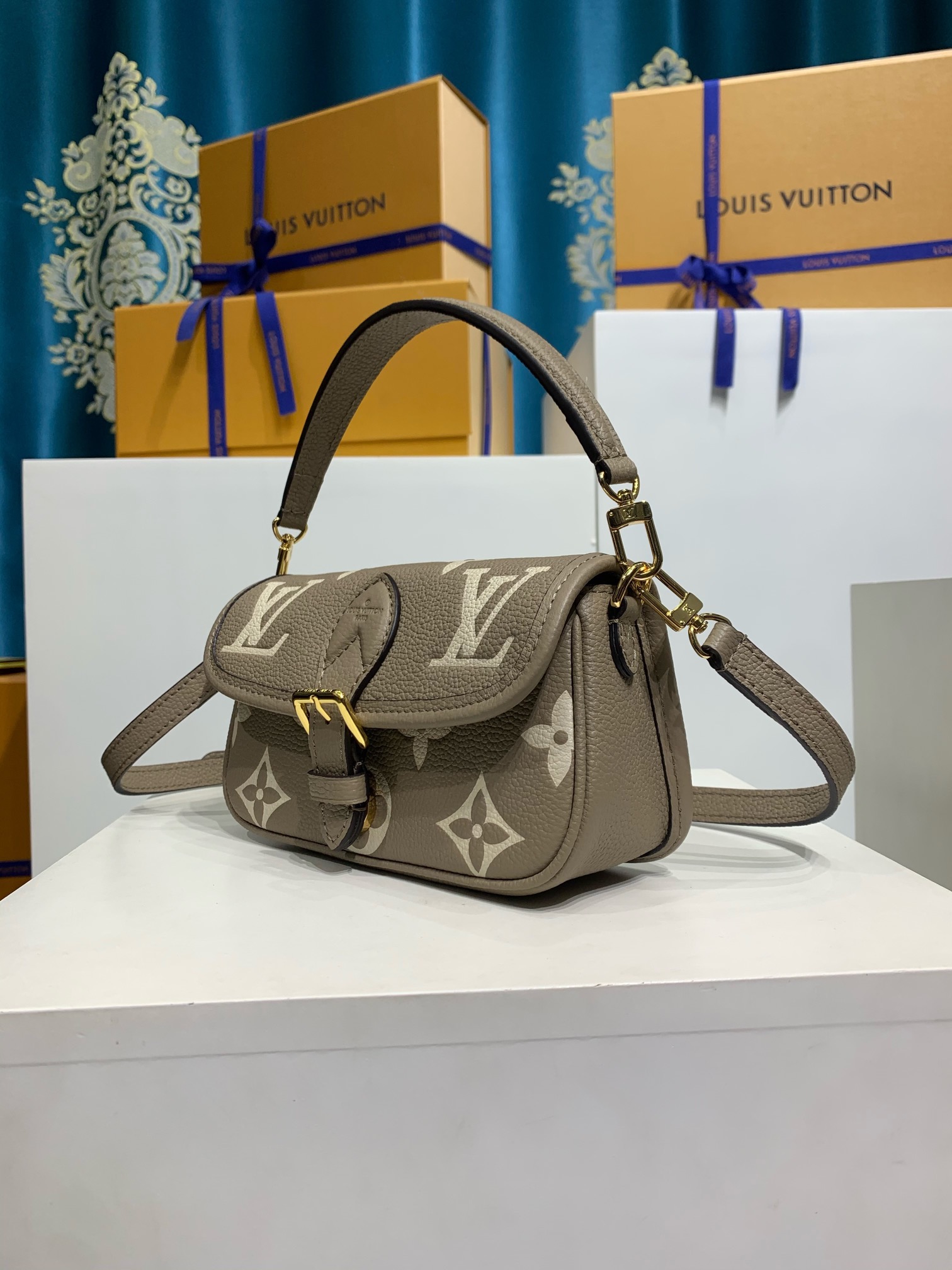 LOUIS VUITTON Nano Diane Bag M83300