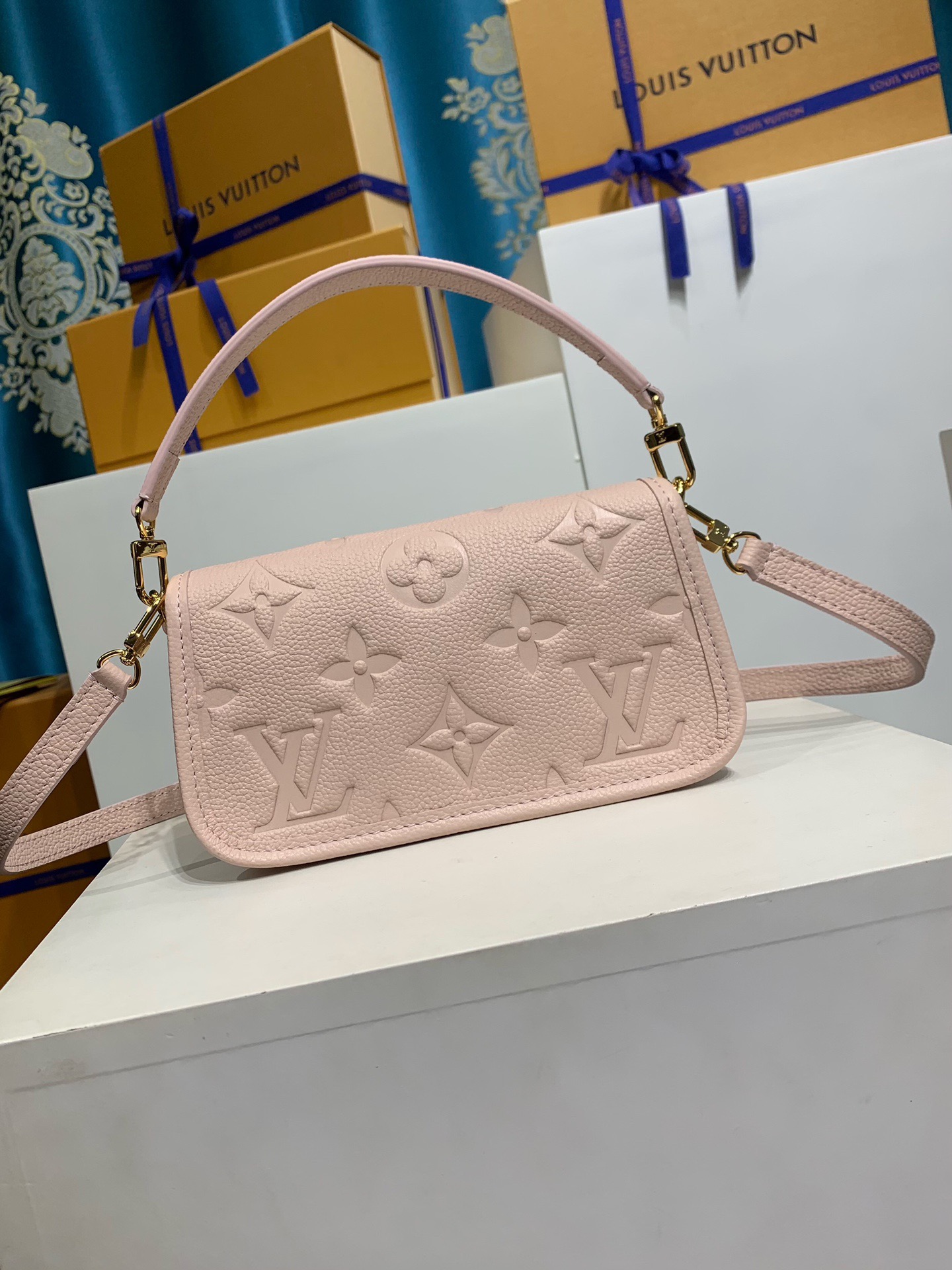 LOUIS VUITTON Nano Diane Bag M83566