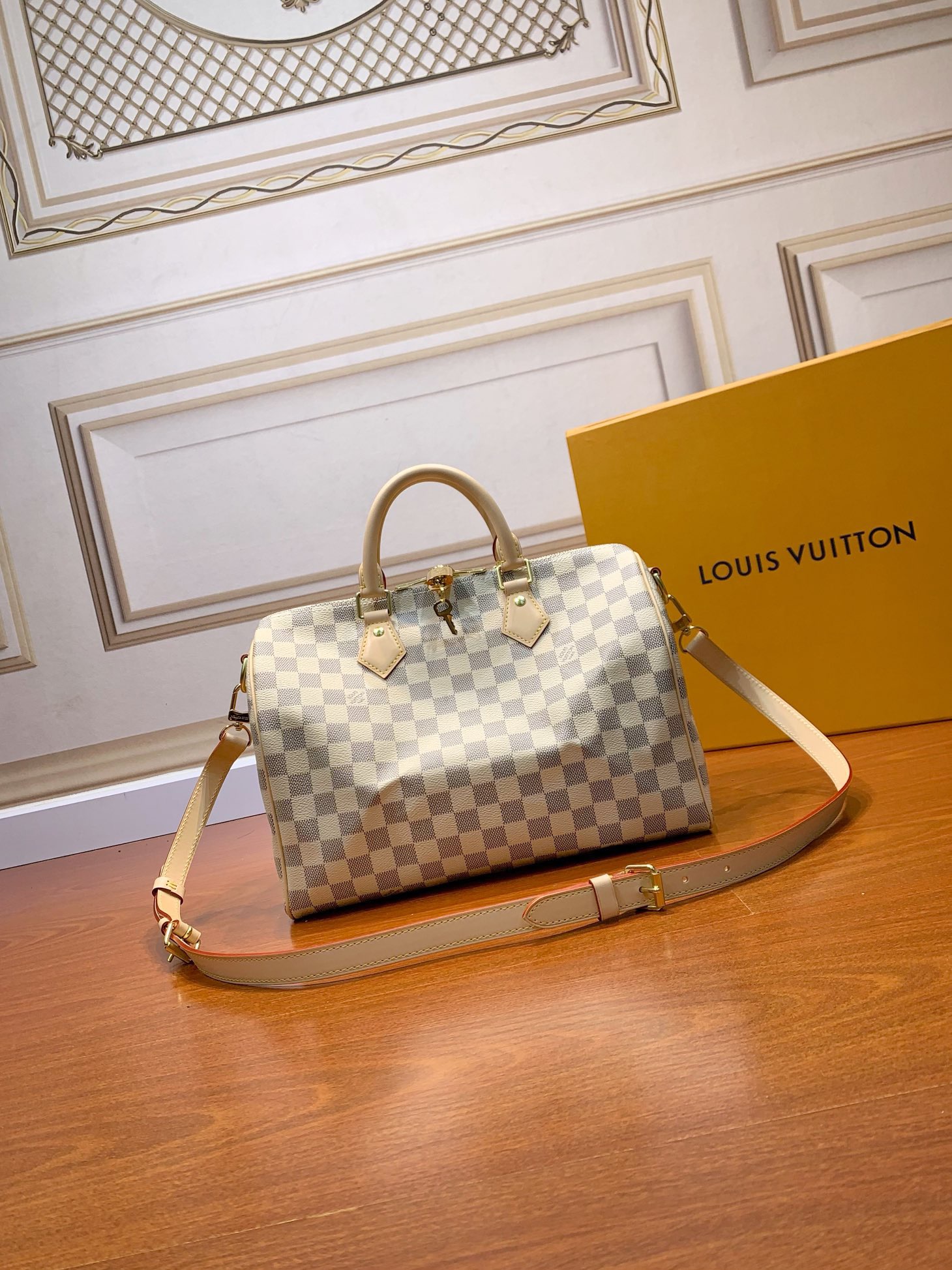 LOUIS VUITTON Speedy Bandouliere 30 Bag N40592