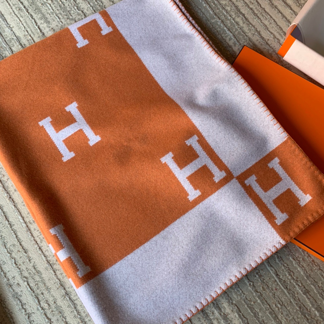 Hermes Avalon Blankets