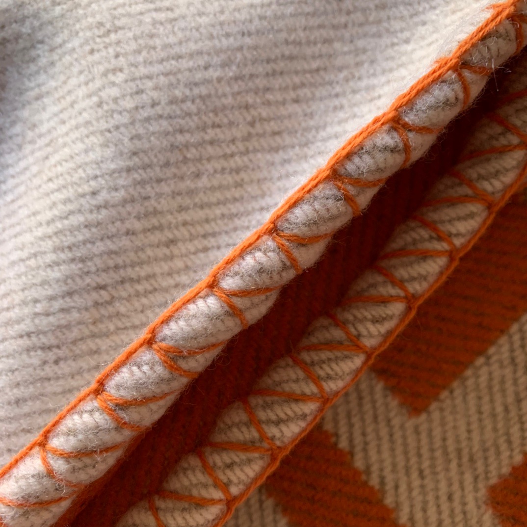 Hermes Avalon Blankets