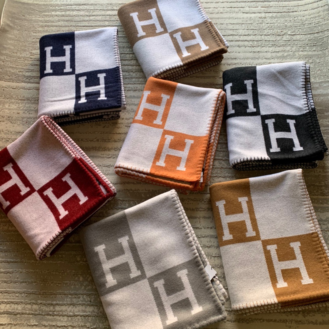 Hermes Avalon Blankets