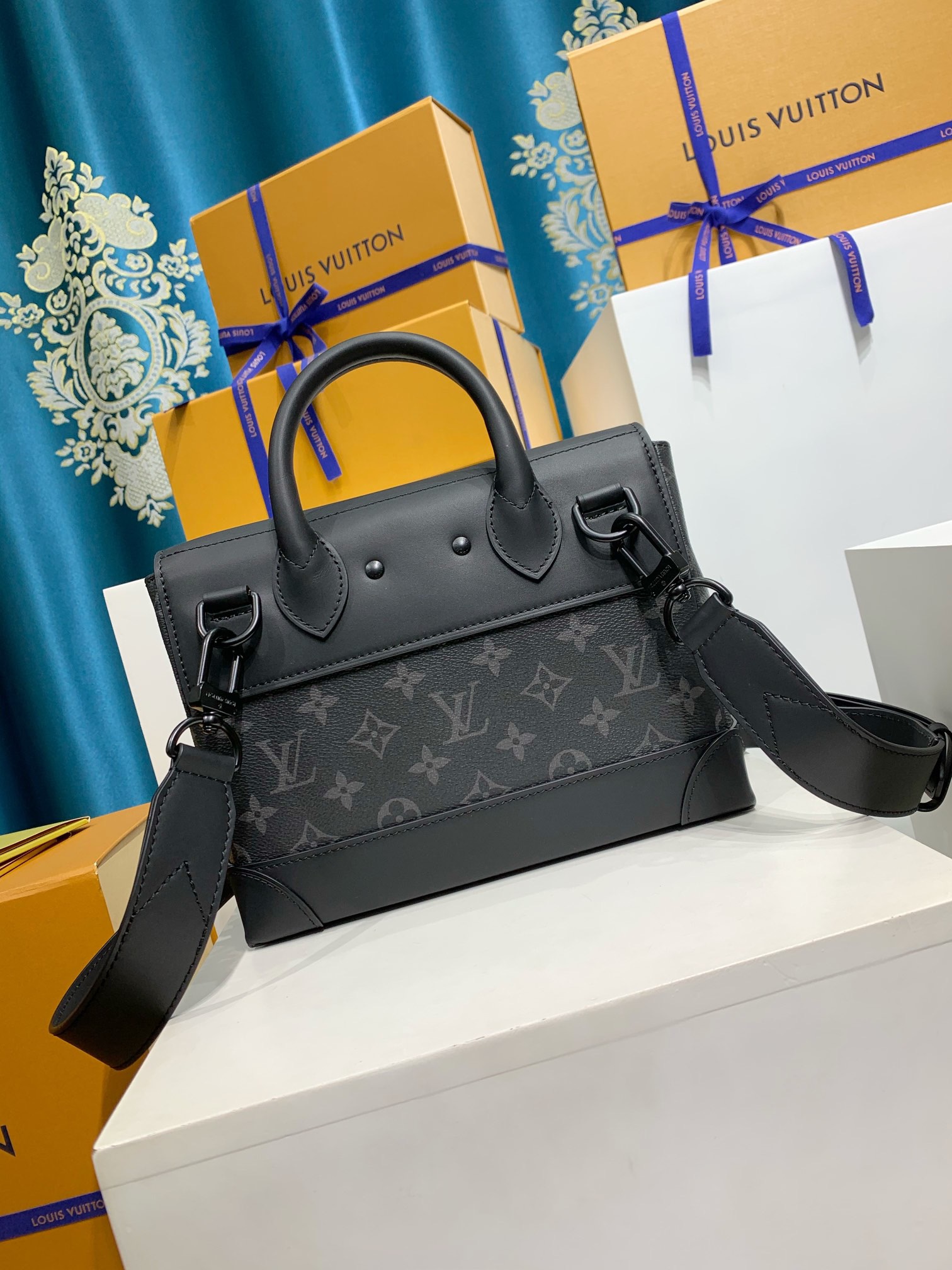 LOUIS VUITTON LV Messenger M46953 Steamer PM Bag