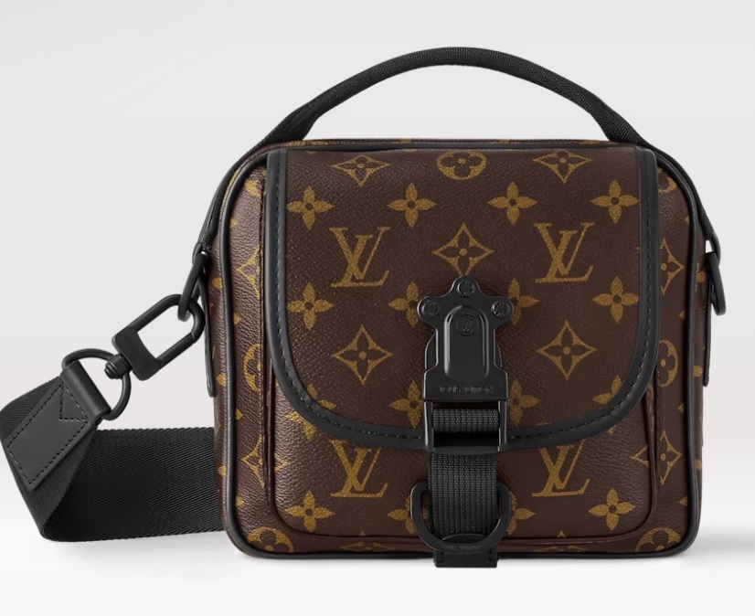 LOUIS VUITTON LV Messenger Bag M46973 QUEST