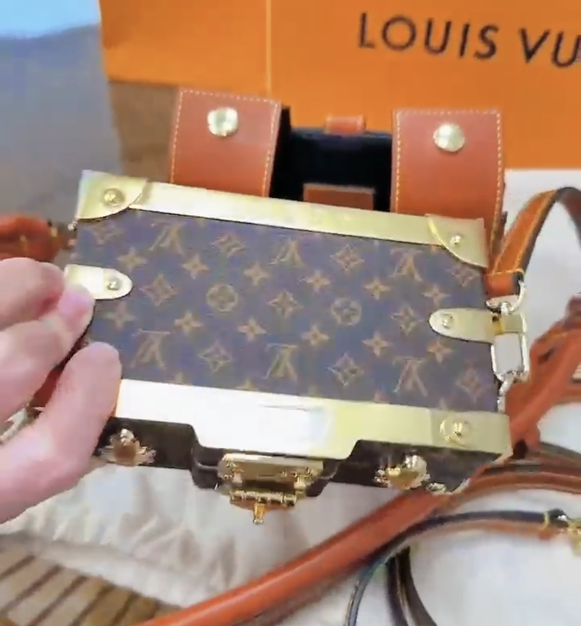 LOUIS VUITTON Pic Trunk M47116