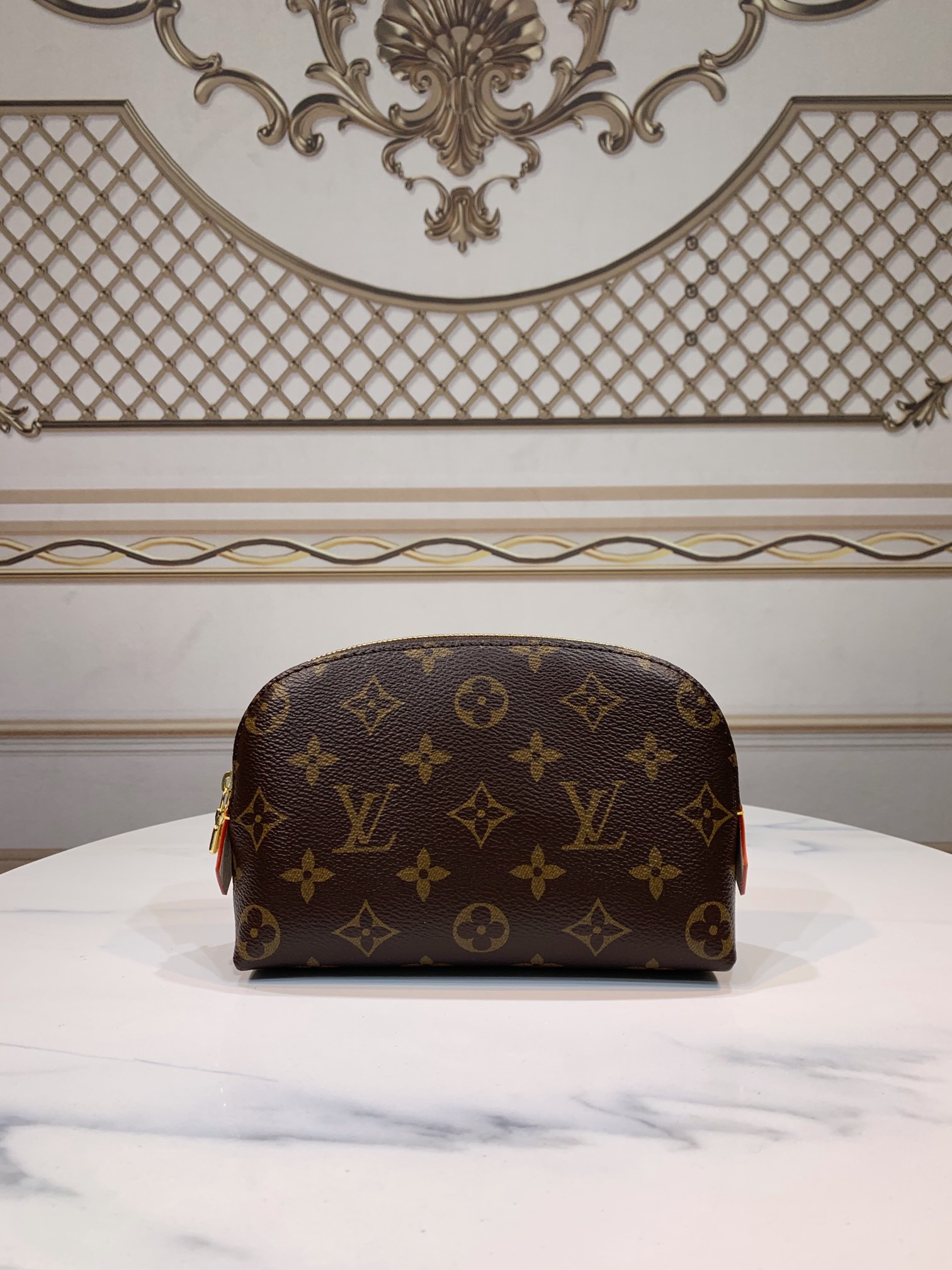 LOUIS VUITTON M47515 Cosmetic Pouch